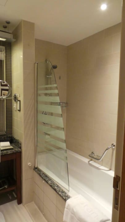 Bad Amwaj Rotana Jumeirah Beach Residence