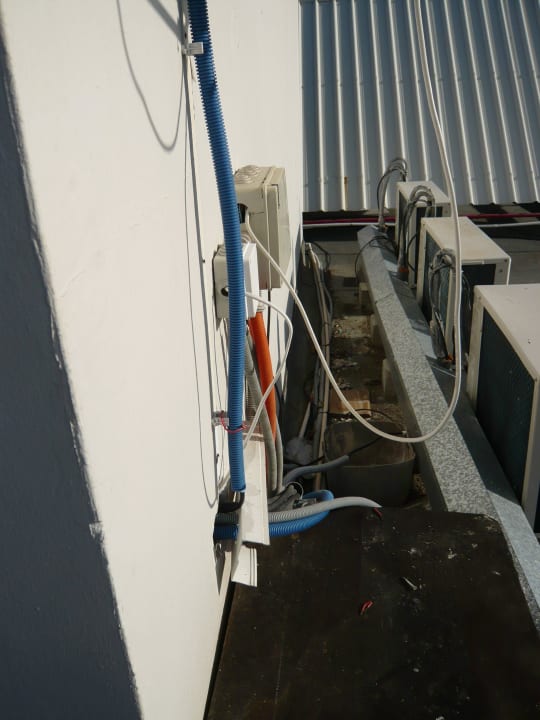 Elektroinstallationen Le Peninsula Bay Beach Resort & Spa