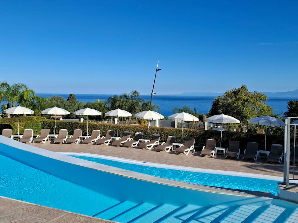 Außenansicht Sentido Michelizia Tropea Resort