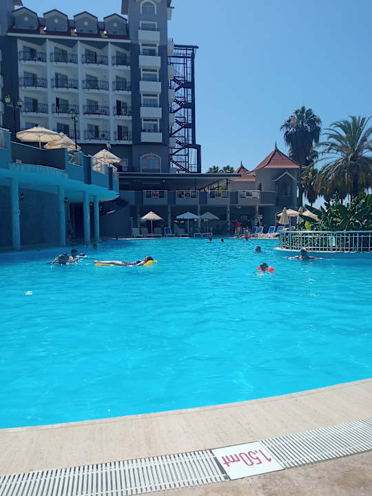 Sonstiges Serenis Hotel