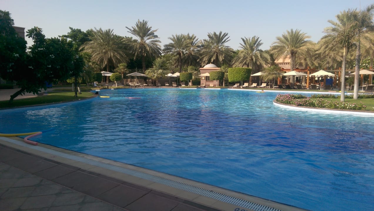 Pool Emirates Palace Mandarin Oriental