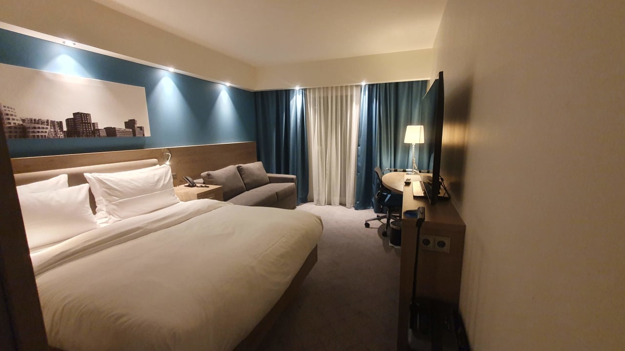 Zimmer Hampton by Hilton Düsseldorf City Centre