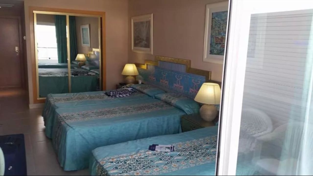 Zimmer mit großen Betten Hotel Best Negresco