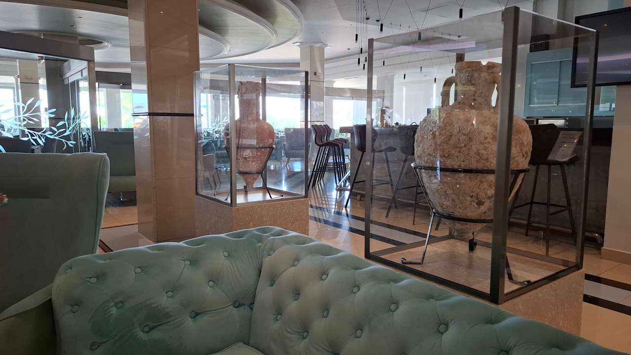 Lobby Lydia Maris Resort & Spa
