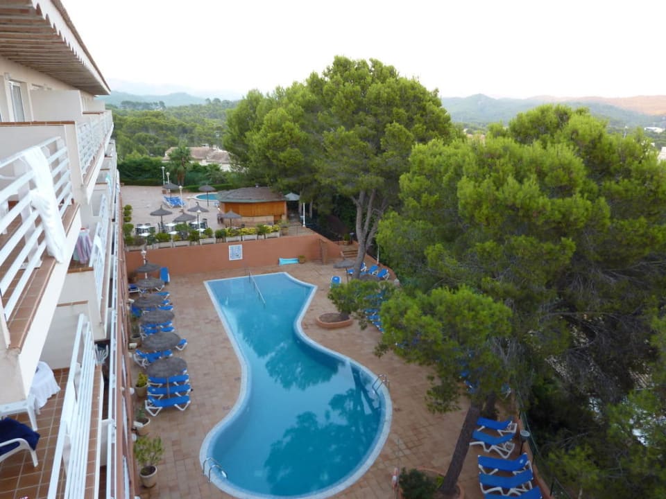 Blick auf Pool Valentin Grand Park Suite Hotel