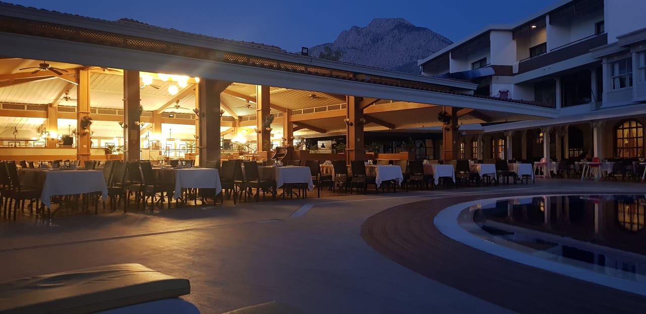 Gastro Club Boran Mare Beach