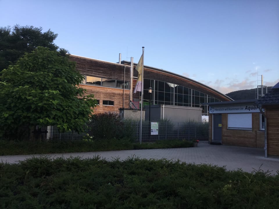 Außenansicht Ferienhäuser AquaMagis Plettenberg Resort