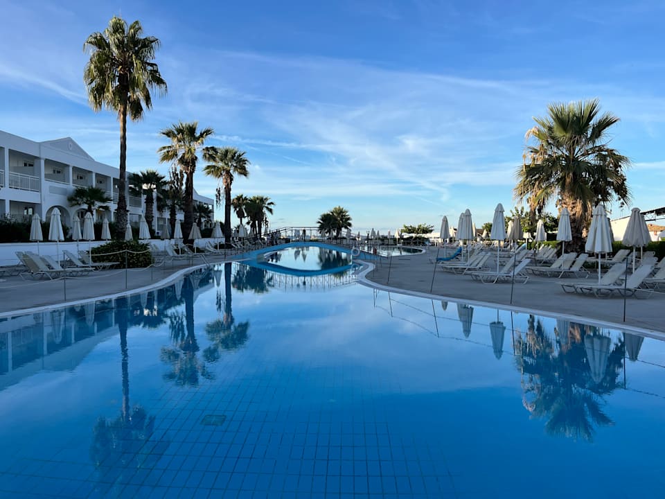 Pool Sandy Beach Resort