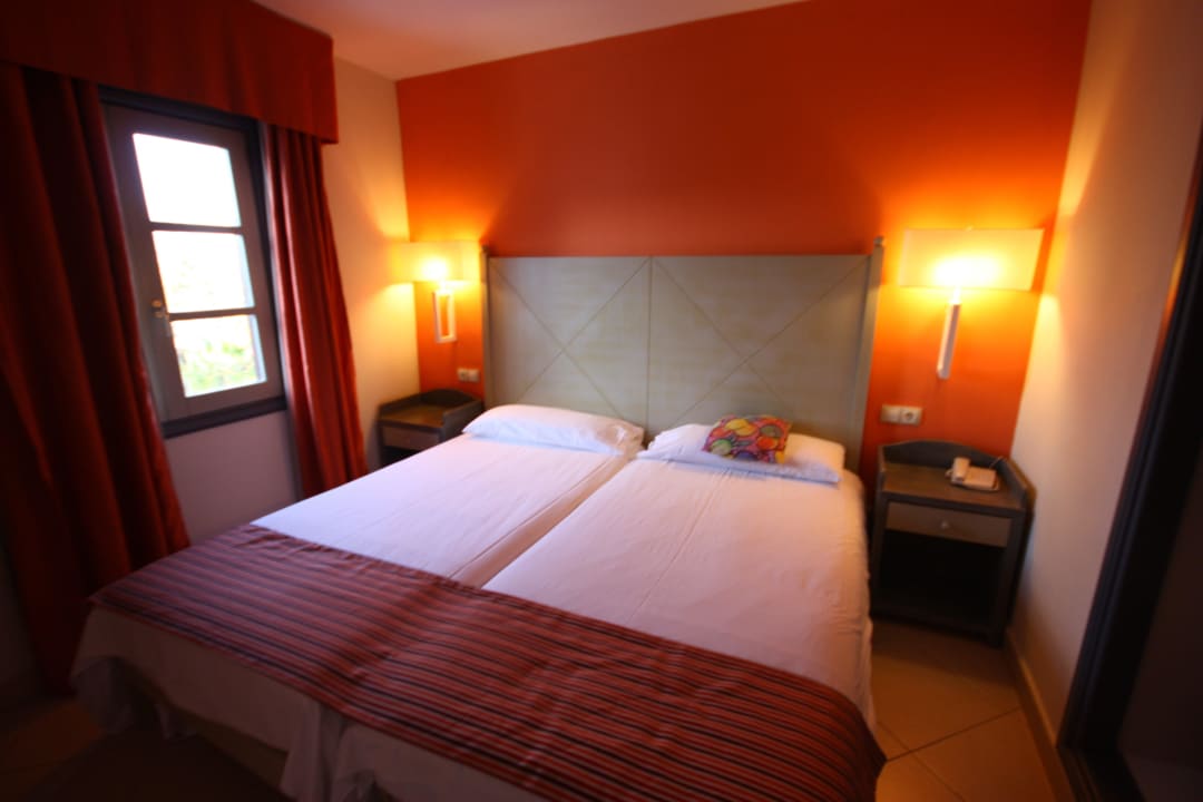 Schlafzimmer allsun App.-Hotel Albatros
