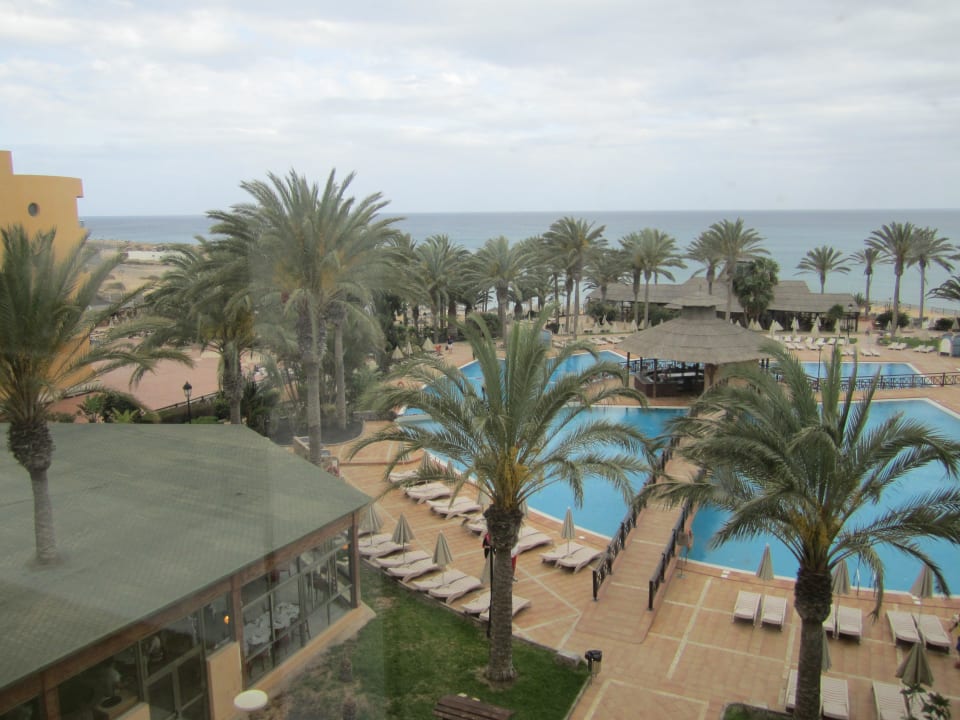 Restaurant. Pool SBH Costa Calma Beach Resort