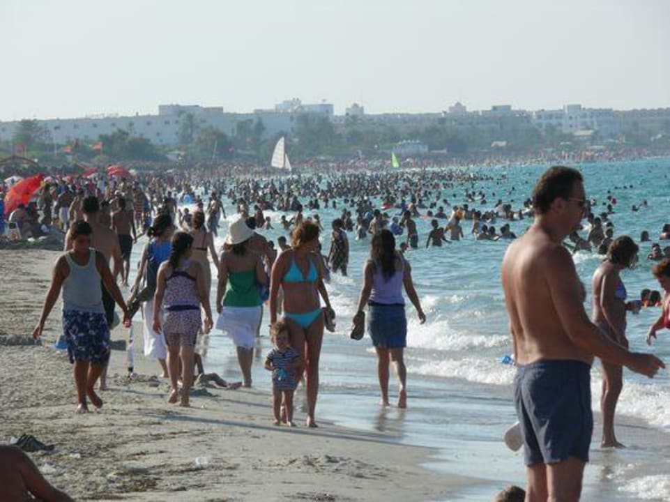 Blick auf Nachbarstrand links neben Hotel El Mehdi Beach Resort