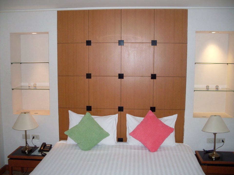 Suite Oakwood Hotel & Residence Bangkok SHA Plus Certified