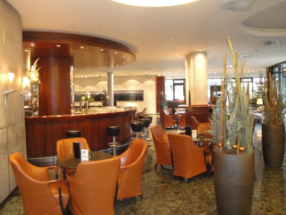 Bar im Lobbybereich Dorint Hotel An der Kongresshalle Augsburg