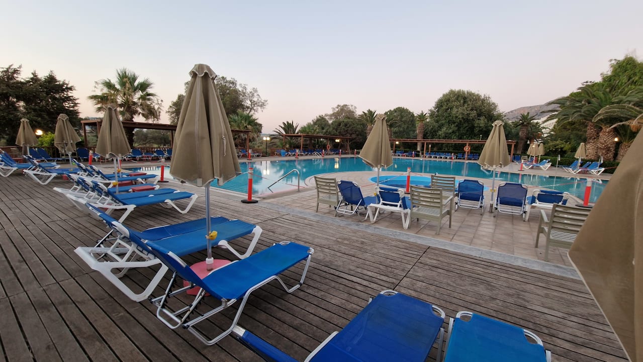 Pool Apollonia Beach Resort & Spa