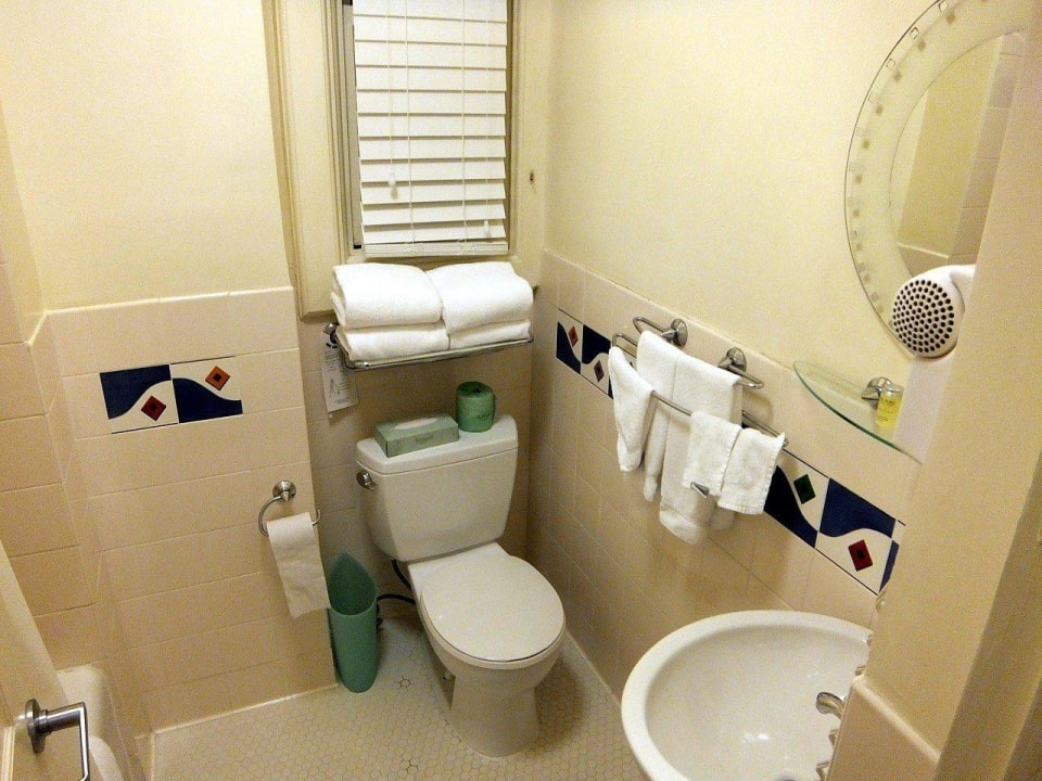 Bad Hotel Metropolis