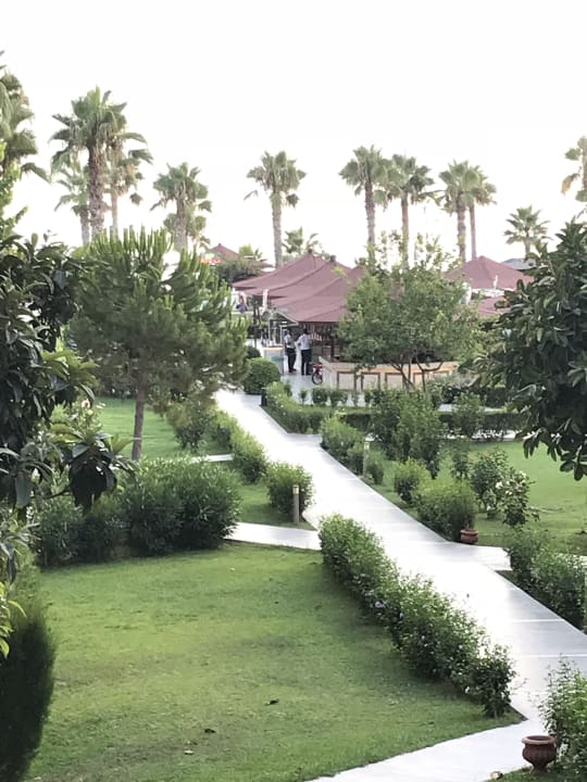 Gartenanlage Justiniano Park Conti