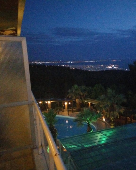 Na basen Hotel Philippion