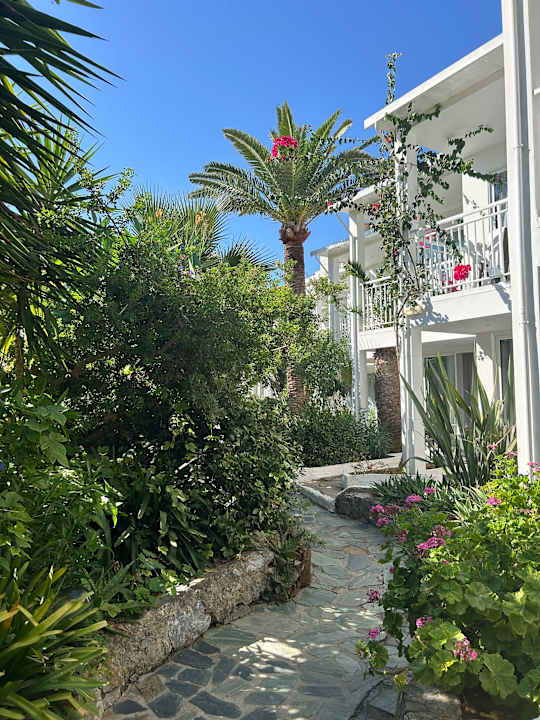 Gartenanlage HARPIN Happy Days Beach Hotel