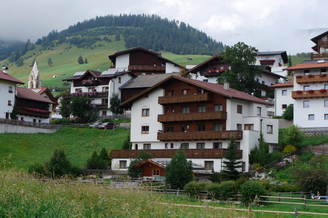 Ferienhaus Ferienwohnungen am Matinesweg, Serfaus