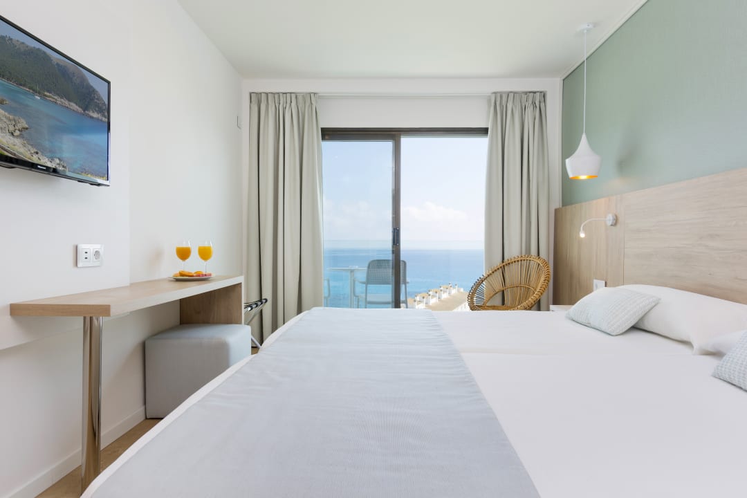 Zimmer HSM Regana - Adults Only