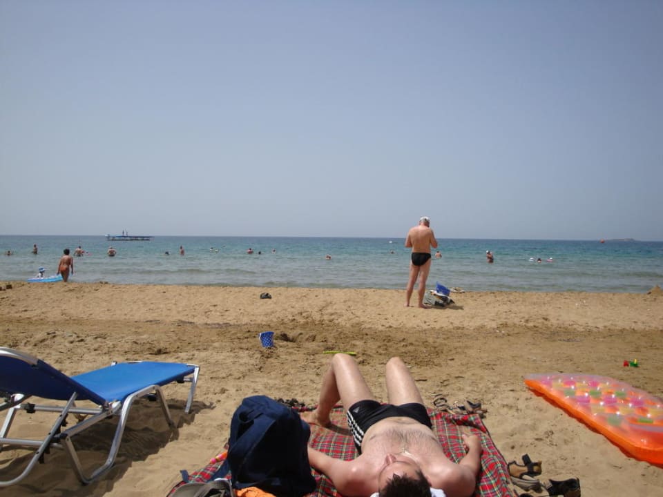 Schöner Strand Sandy Beach Resort