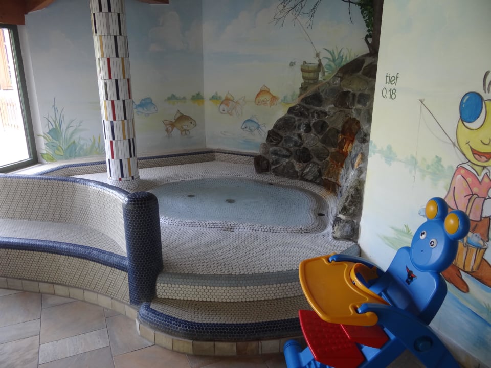 Babybecken Kinderhotel Felben