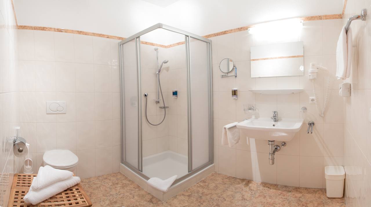 Zimmer Hotel Karl Schranz