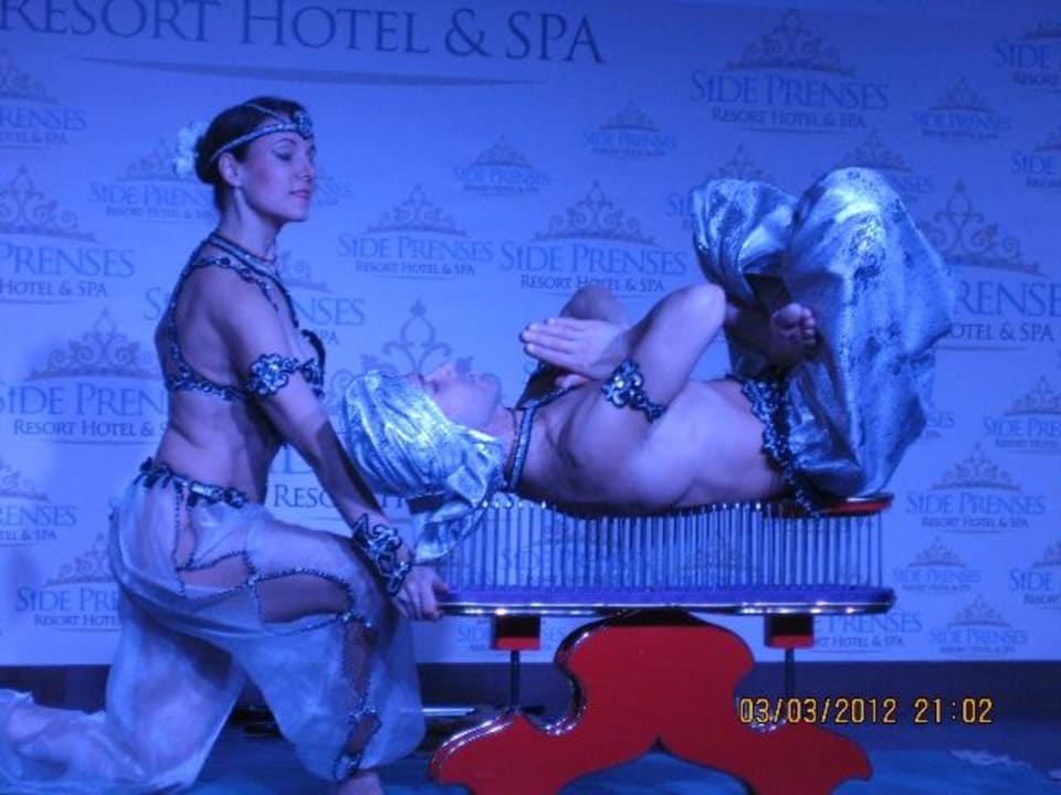 Yoga Show Side Prenses Resort & Spa