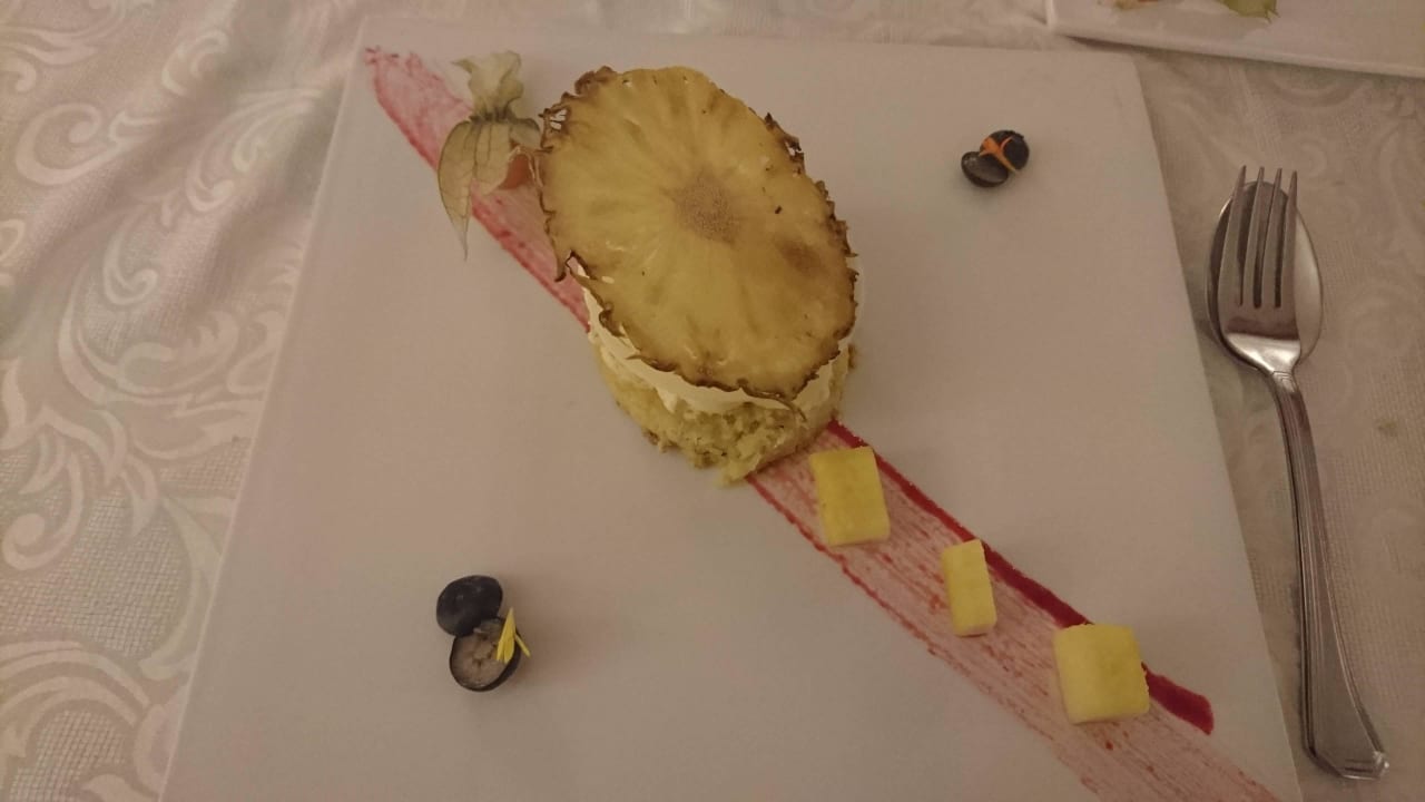 Tolles Abendessen Colonna Grand Hotel Capo Testa