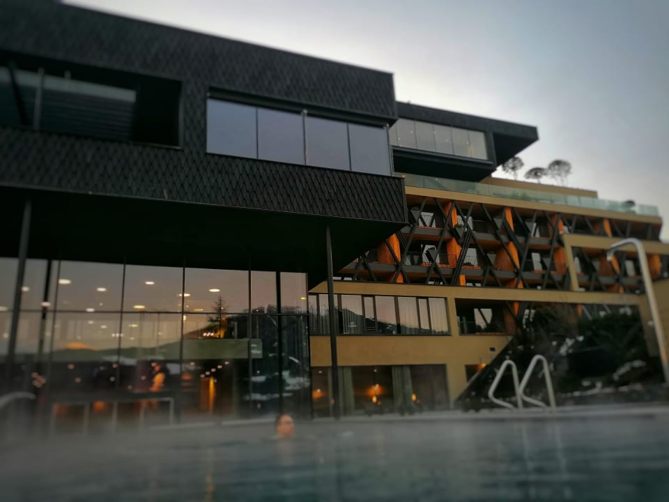 Pool Santre dolomythic home