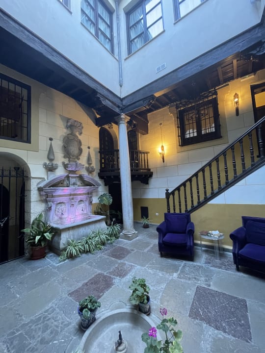 Lobby Hotel Palacio de Mariana Pineda