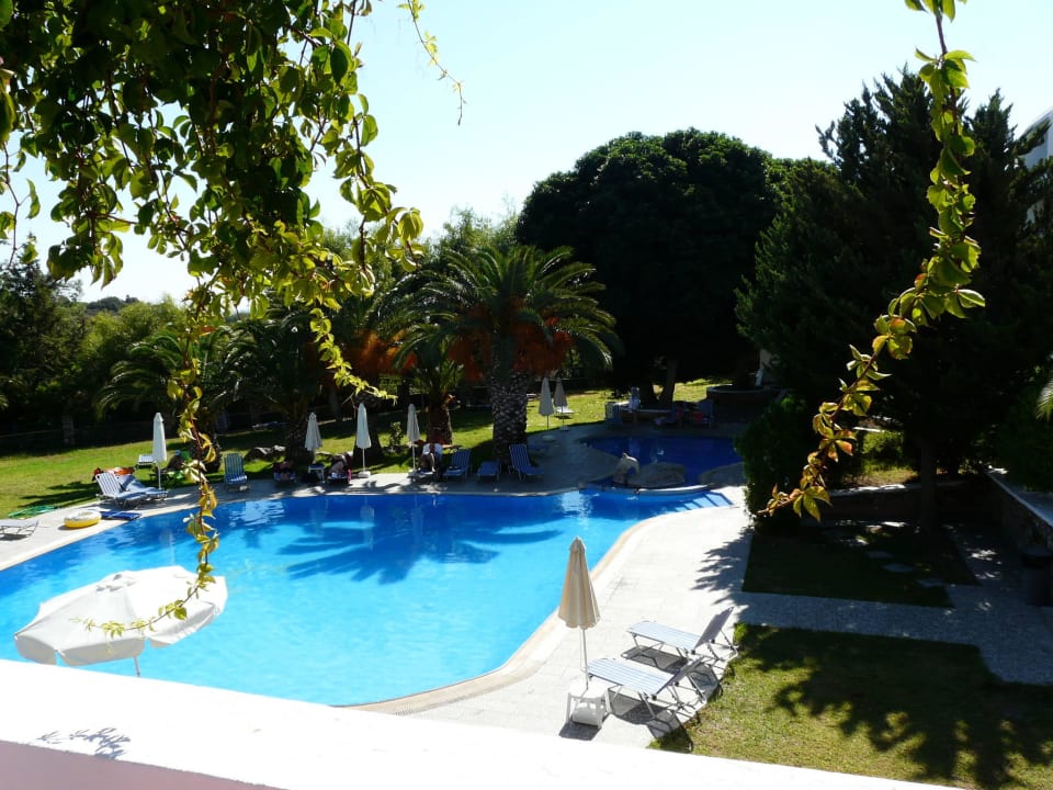 Pool Ekaterini Hotel