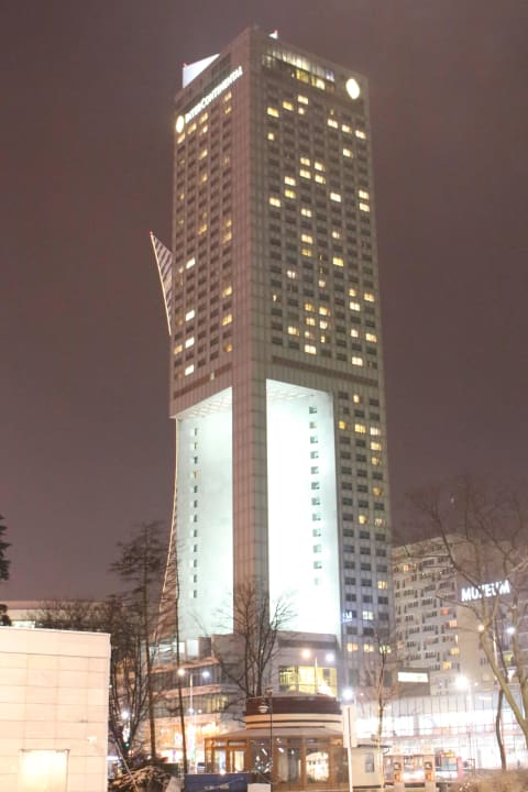 Straßenblick InterContinental Warszawa