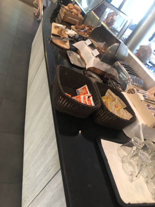 Gastro Essential by Dorint Frankfurt-Niederrad