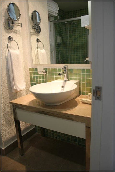 Teil des Badezimmers/Waschbecken-Ablage Sunis Evren Beach Resort Hotel & Spa