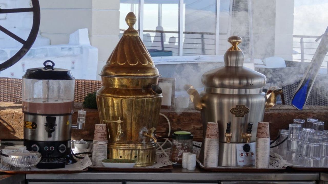 Bar zewnętrzny  Xanadu Snow White Hotel