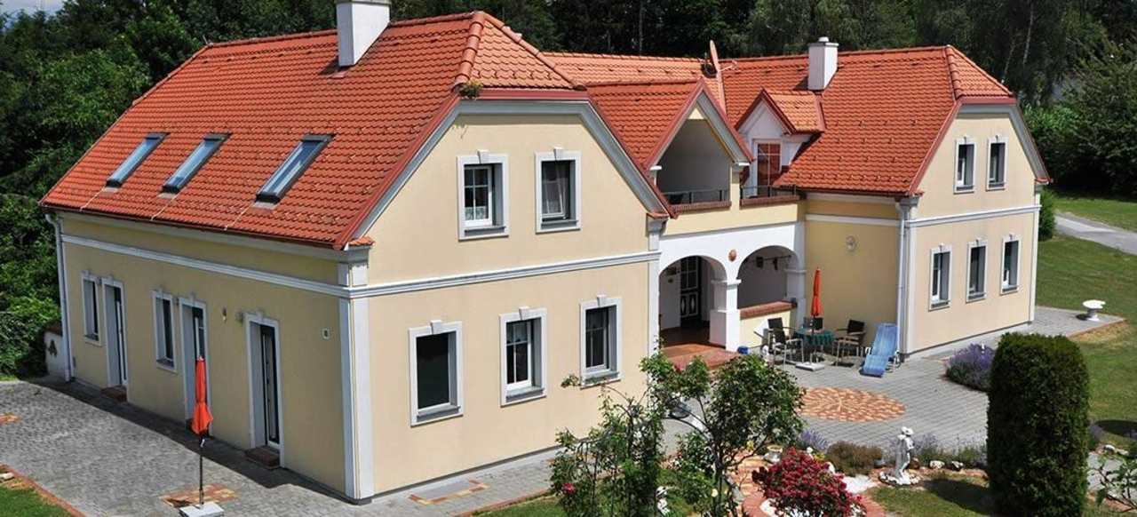 Arkadenhof Arkadenhof Familie Flasch