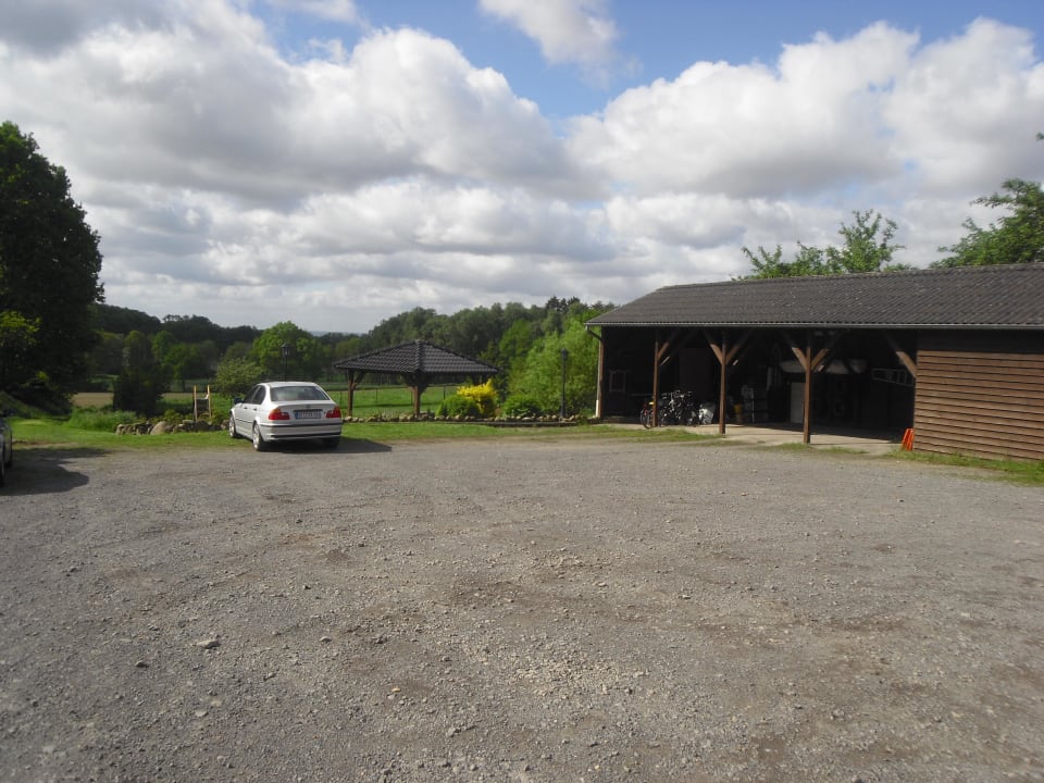 Unterstellmöglichkeit für Fahrräder Hotel zum Hollotal