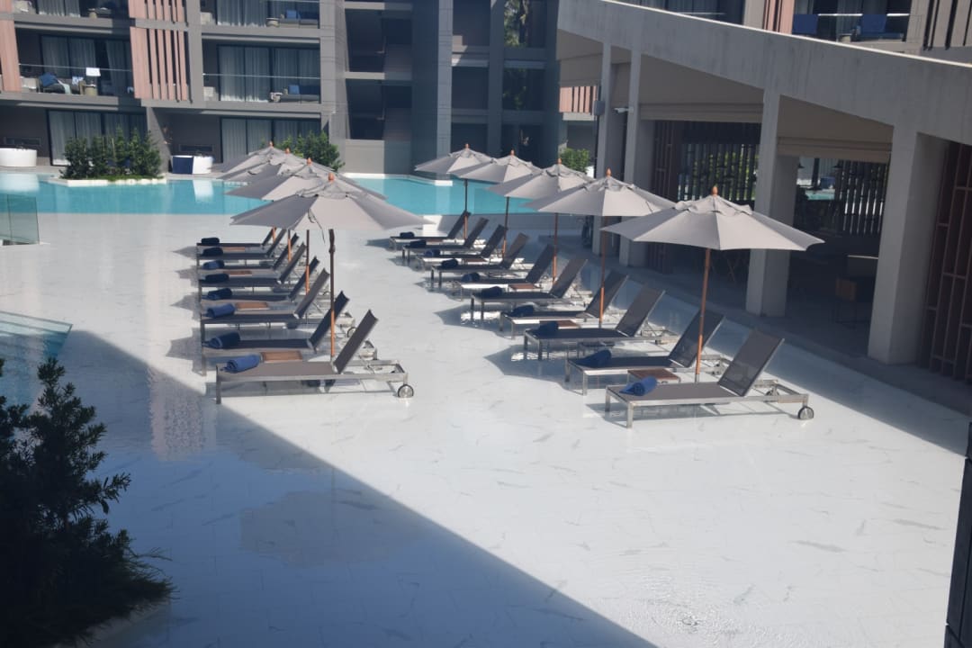 Pool La Vela Khao Lak