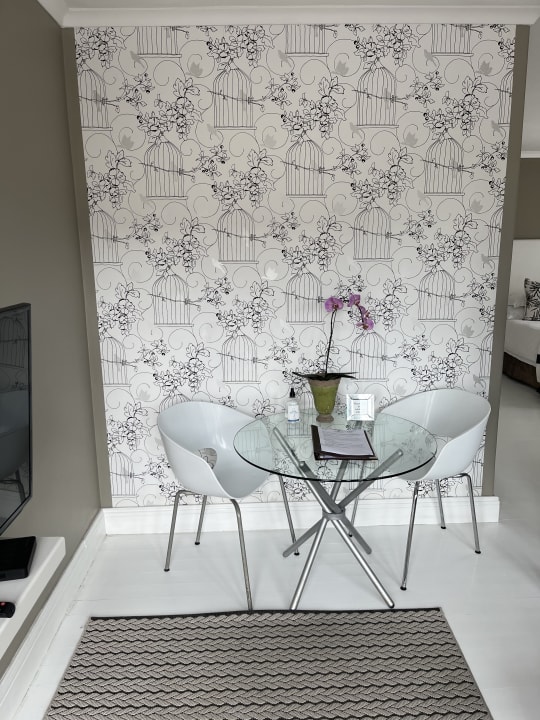 Zimmer Admiralty Beach House