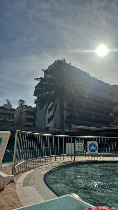 Pool Hotel Kahya