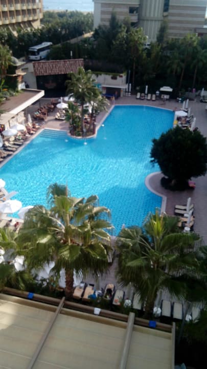 Ausblick vom Balkon Port Side Resort Hotel