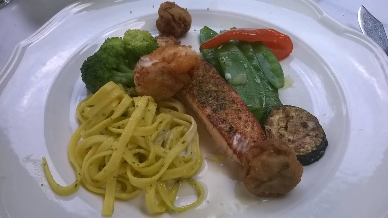 Hauptgang Halbpension  Parkhotel Oberstaufen