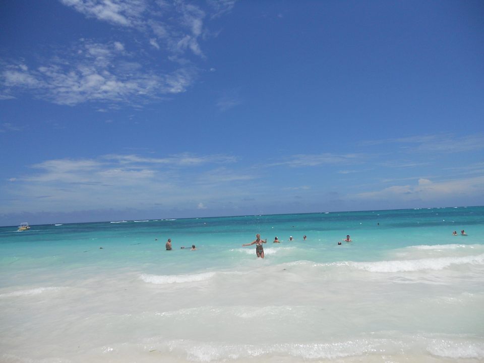 Hier kann gut gebadet werden Punta Cana Princess All Suites Resort & Spa