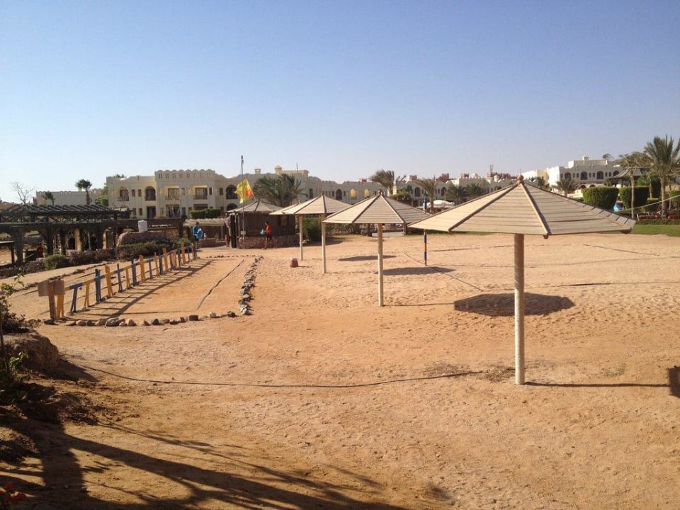 Strand Charmillion Club Resort