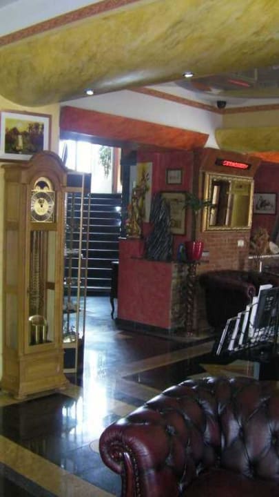 Eingangsbereich EKONO By Leva Hotel Strasser