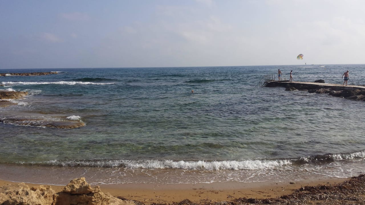 Hotel ''Constantinov Bros Athena Beach'' Constantinou Bros Athena Beach Hotel