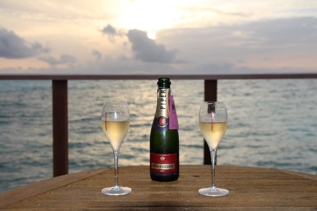 Hmm... Meeru Maldives Resort Island