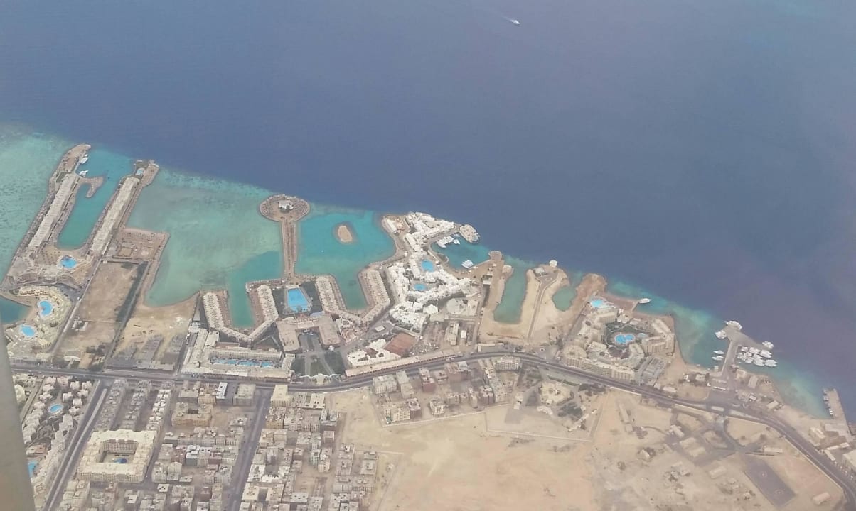 Arabella aus dem Flugzeug Arabella Azur Resort