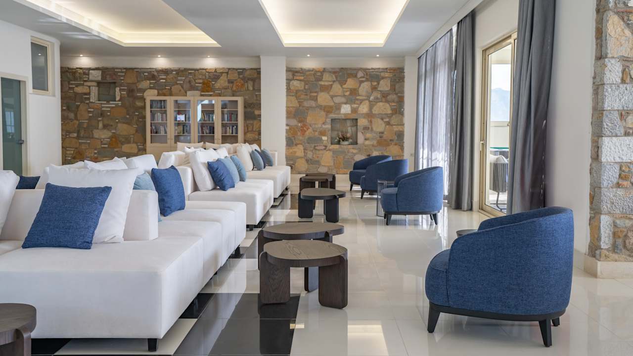 Lobby Grand Blue Beach Hotel